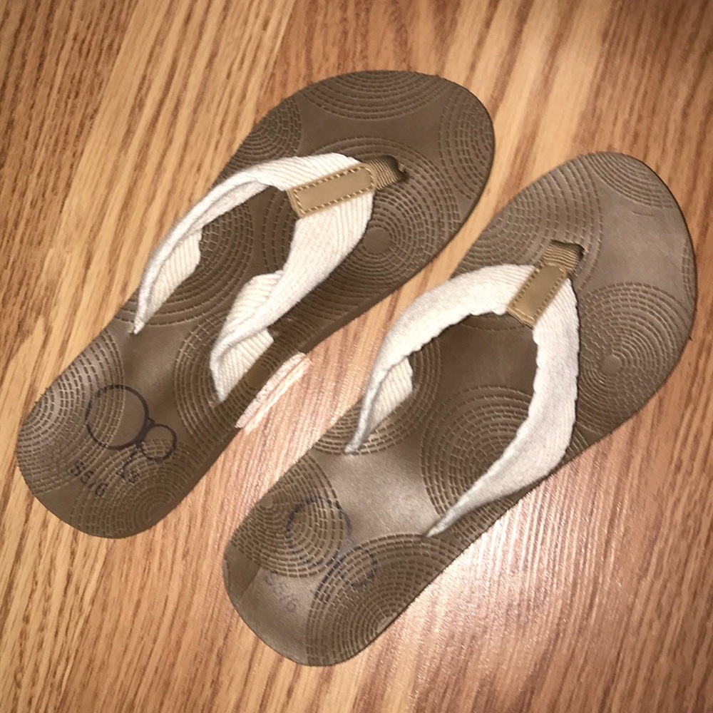 Flip flops